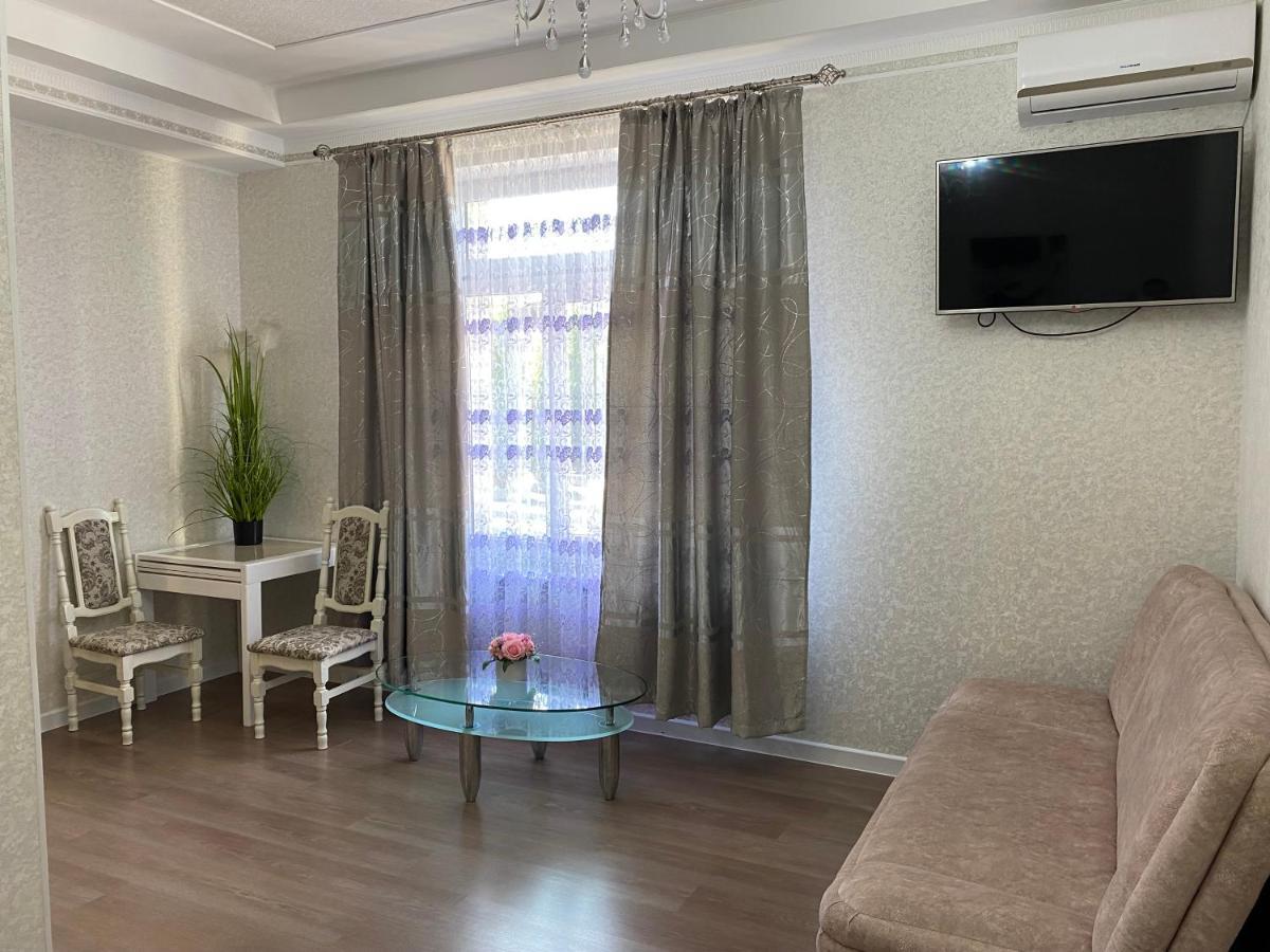 Bonus Aparthotel Vinnytsia Ngoại thất bức ảnh