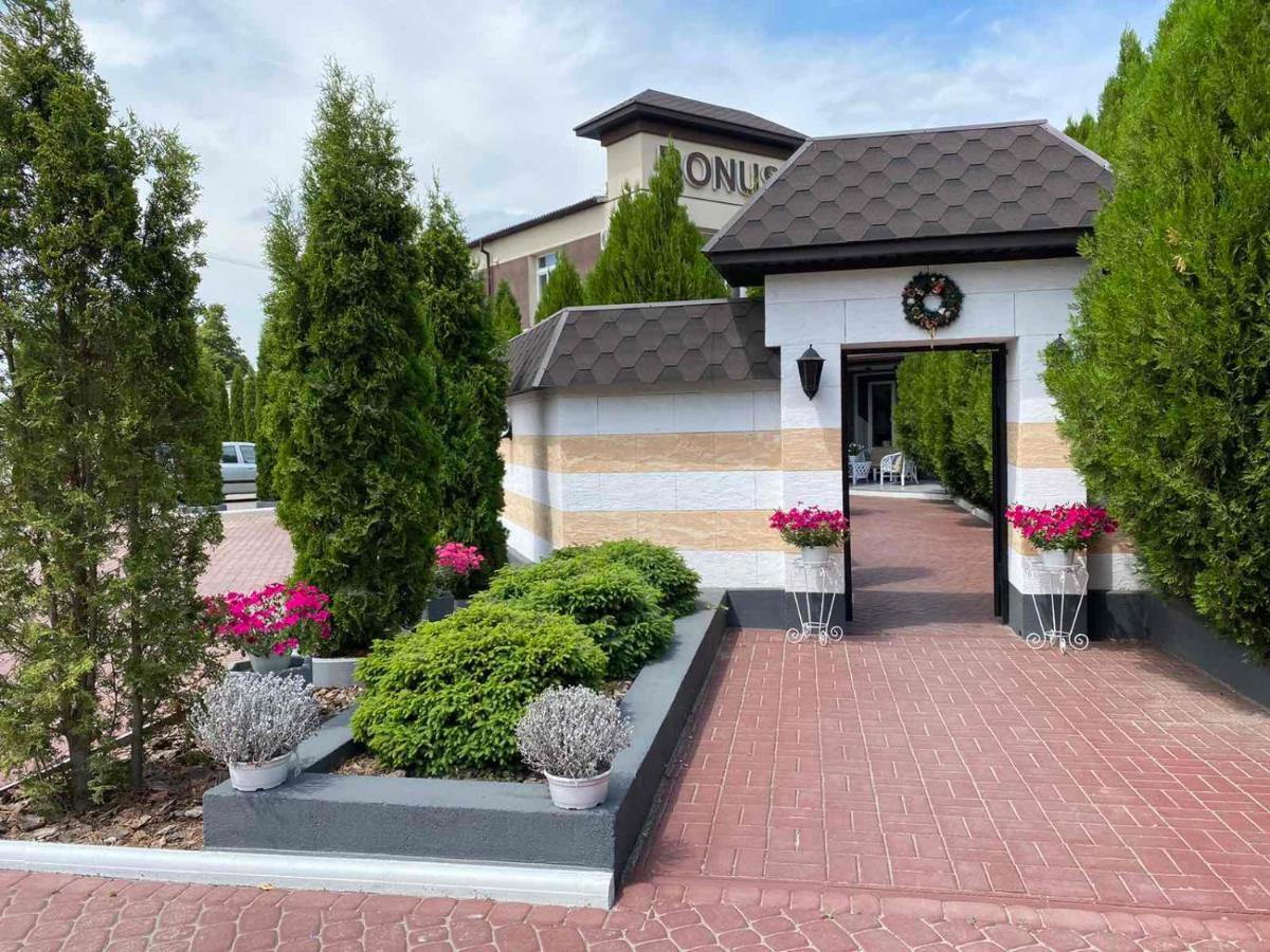 Bonus Aparthotel Vinnytsia Ngoại thất bức ảnh