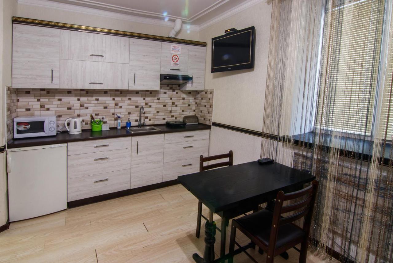 Bonus Aparthotel Vinnytsia Ngoại thất bức ảnh